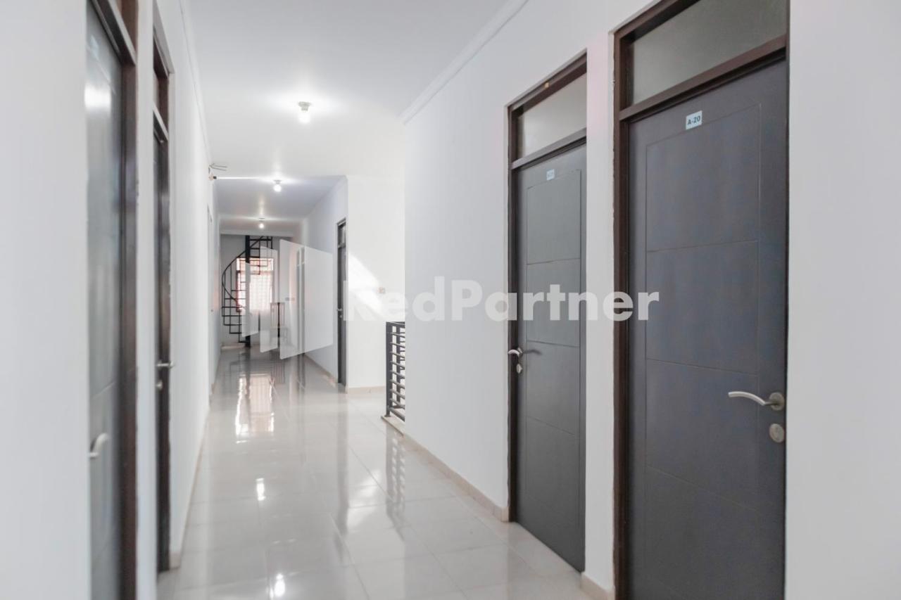 Oyo 2770 Zleepy Wisma Khazri Bogor Zewnętrze zdjęcie