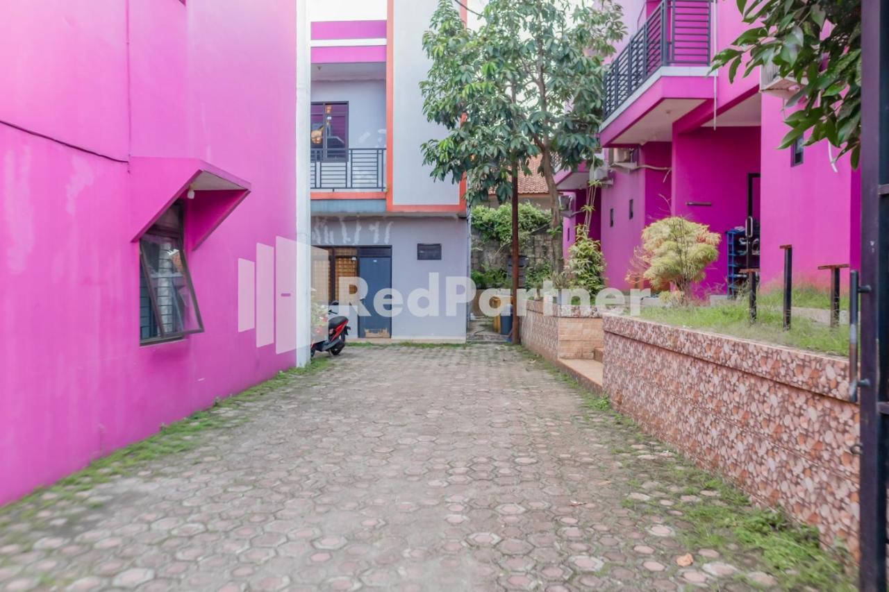 Oyo 2770 Zleepy Wisma Khazri Bogor Zewnętrze zdjęcie